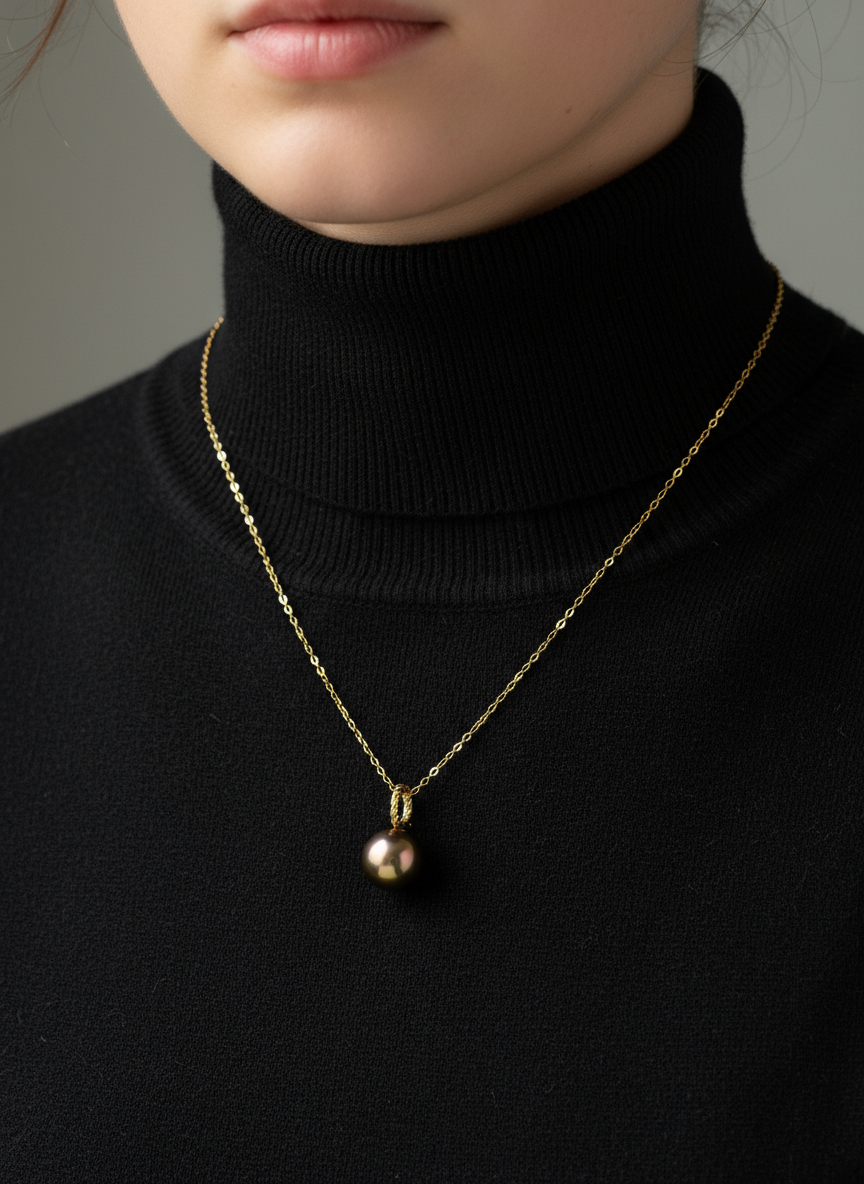 Iriza Multkolora Perla Pendkolĉeno - Ora Ĉeno kun Brileta Ĉielarka Brilo 