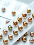 Iriza Multkolora Perla Pendkolĉeno - Ora Ĉeno kun Brileta Ĉielarka Brilo 