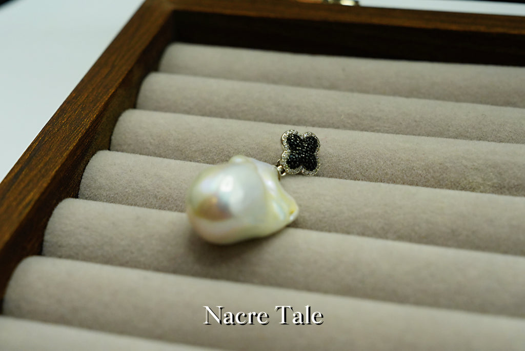 Nacre Tale Baroque Pearl & Black Diamond Pendant - Sterling Silver with Four-Leaf Clover Motif