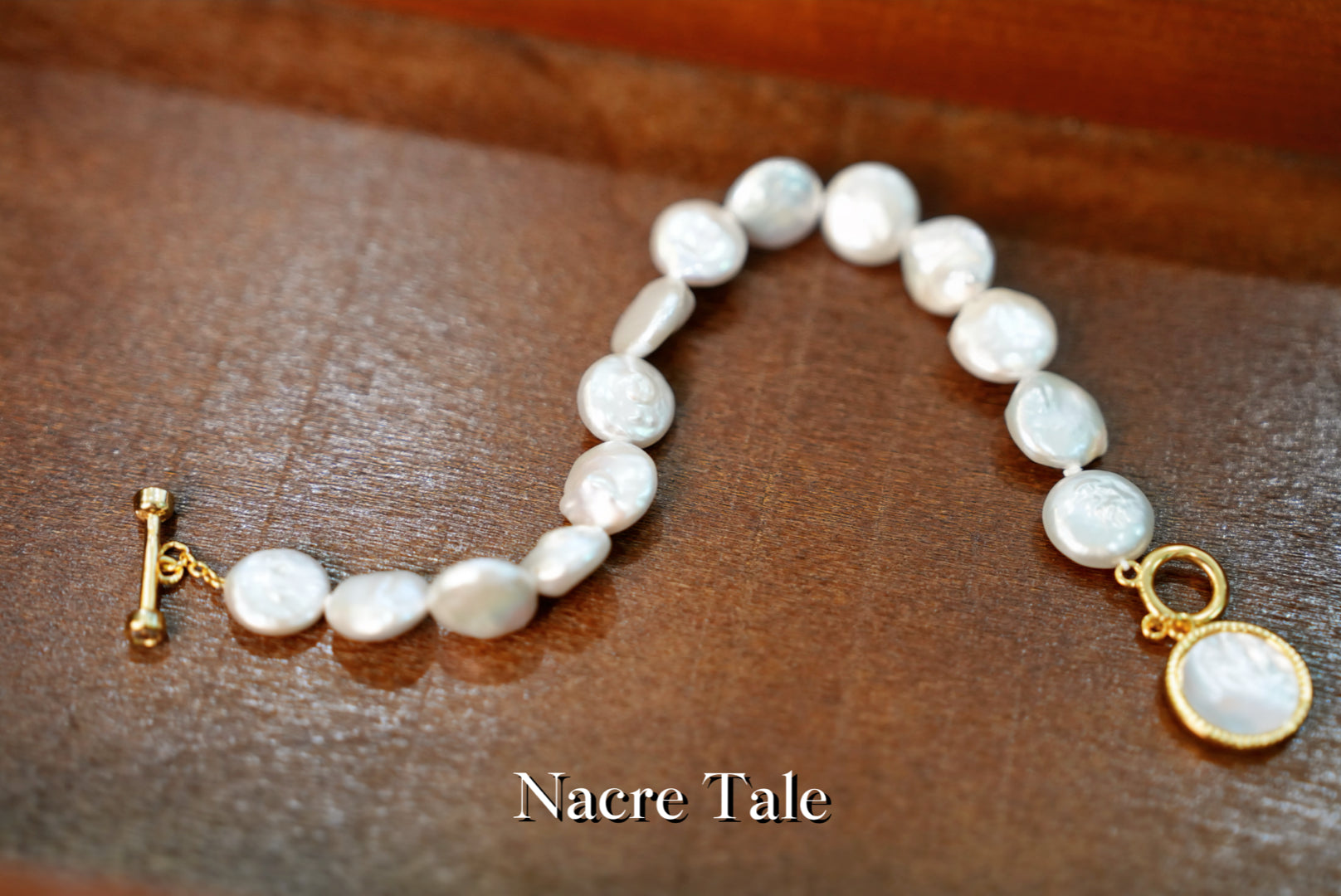Nacre Tale Classic Pearl Bracelet - Medium Cultured Pearls with Gold-Tone Clasp