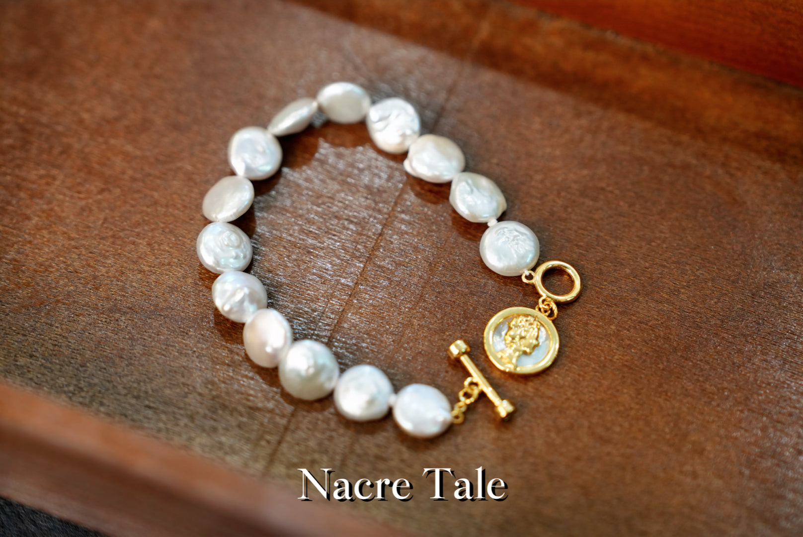 Nacre Tale Classic Pearl Bracelet - Medium Cultured Pearls with Gold-Tone Clasp